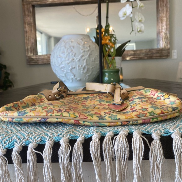 COPY - Dooney & Bourke Clutch Star Pattern ( Tan/Multicolor ) w/ Gold Hardware - Picture 5 of 8